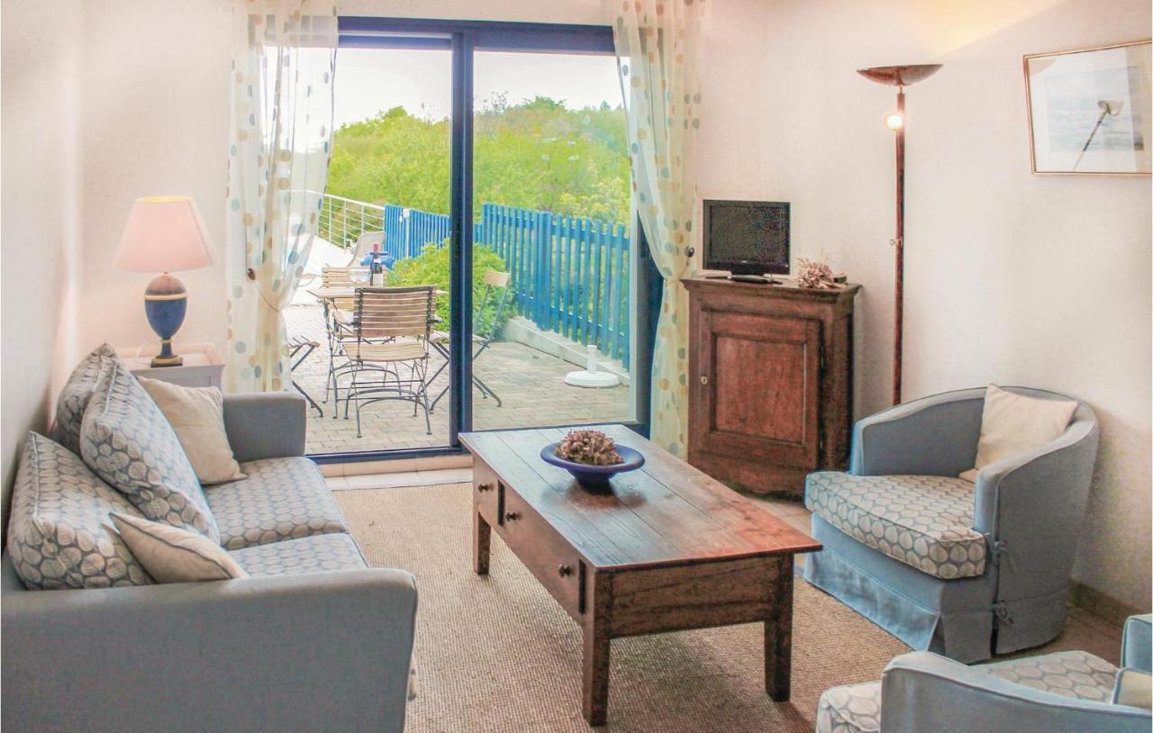 Lovely Home In Cadouarn With Wifi Séné Екстериор снимка