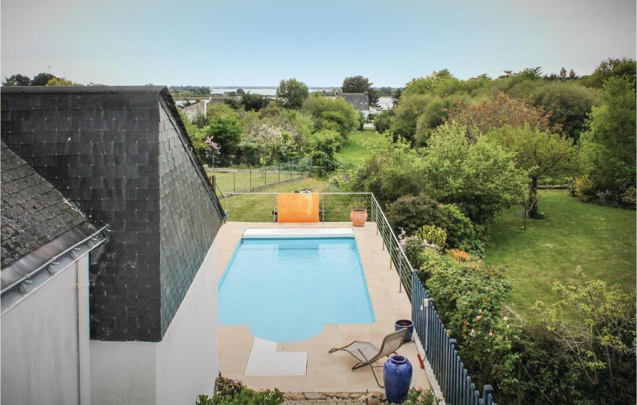 Lovely Home In Cadouarn With Wifi Séné Екстериор снимка