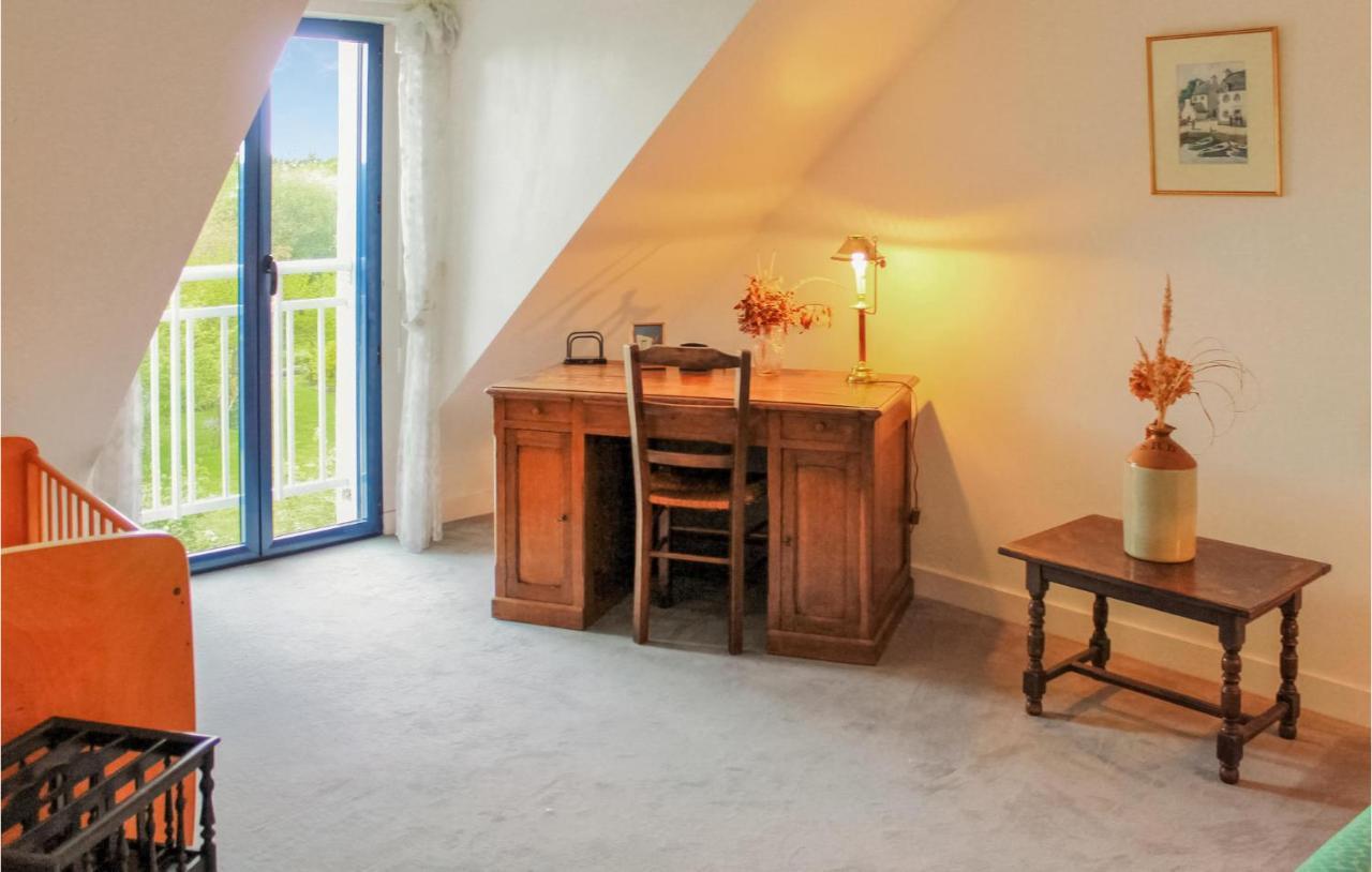 Lovely Home In Cadouarn With Wifi Séné Екстериор снимка
